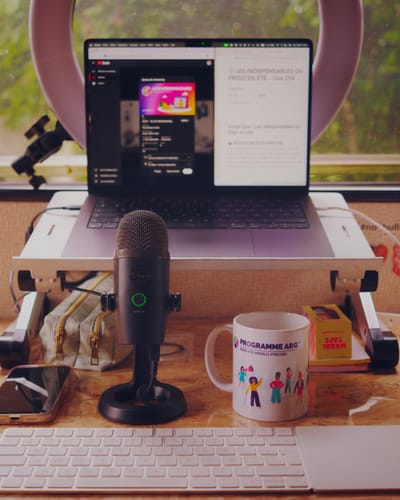 😤 Irritable, anxieuse, fatiguée, affamée, épuisée ?